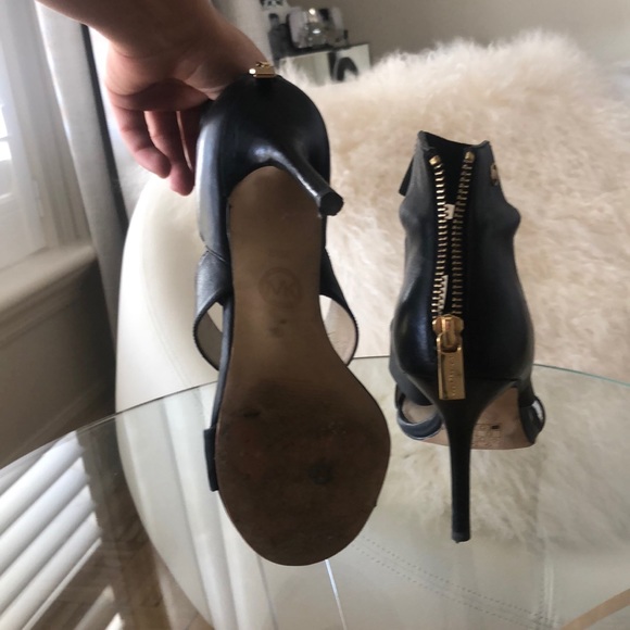 Michael kors heels - Picture 4 of 5